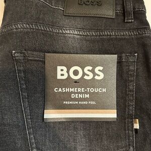 BOSS Men's Dark Gray Jeans